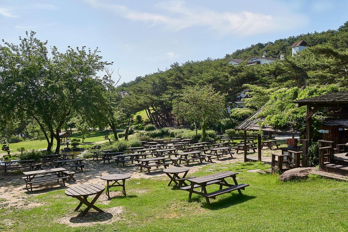 Chech'ŏn Club Es Jecheon Resort מראה חיצוני תמונה